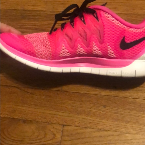 Nike women’s running shoes - Picture 2 of 8